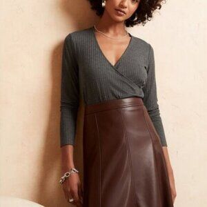 Banana Republic Women's Long Sleeve Rib Wrap Tee In Gray Size XXS Petite